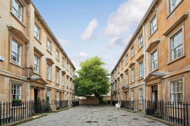 The Courtyard Apartments No.9 Bath Exterior photo